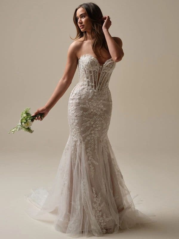 Bridal Elegance gallery image four
